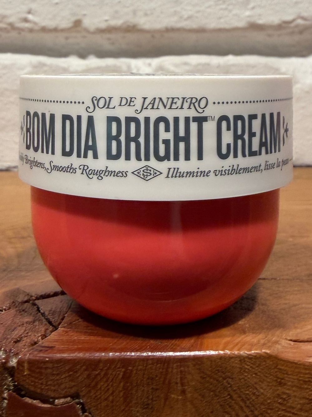 FREE GIFT W/ $75 PURCHASE Sol de Janiero BOM DIA BRIGHT Bum Bum Cream 1.7oz NWT